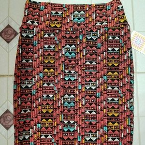 NWTS Lularoe Cassie skirt sz Small
